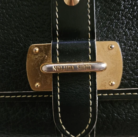 Louis Vuitton Suhali Portefeuille Le Favori Leather Wallet EUC W/Box & COA